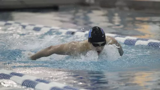 Swimming & Diving Goes 2-2 in Saturday Action