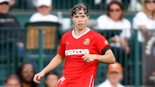 Moros Signs With INAC Kobe in Japan