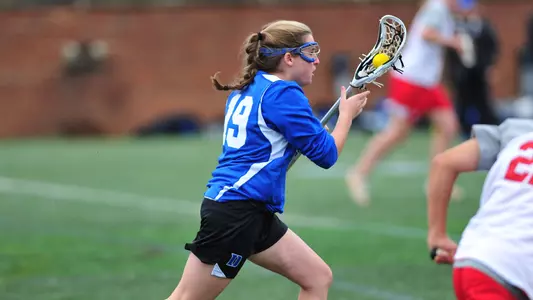 Freshman Spotlight: Claire Scarrone
