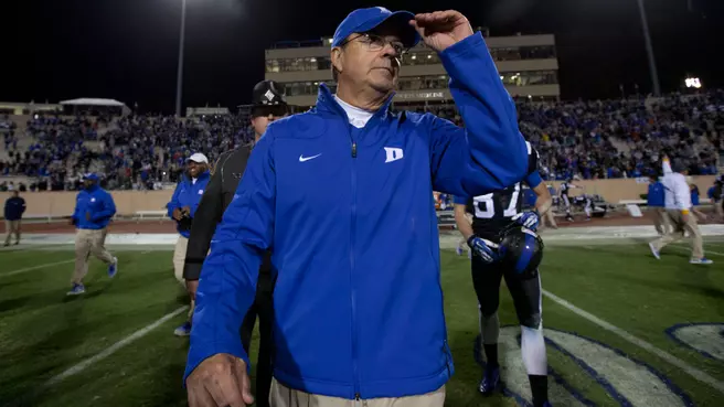 Duke Football Signs 18 to Class