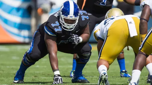 Laken Tomlinson Senior Profile
