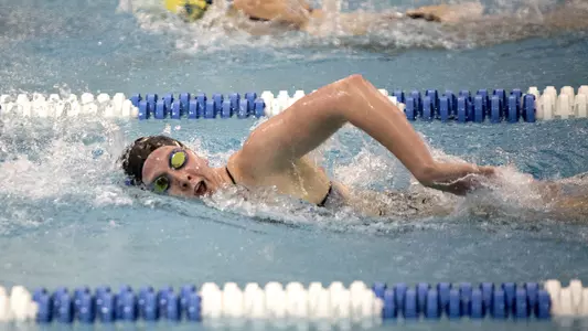 Career-Bests Mark Day One at Carolina College Invite