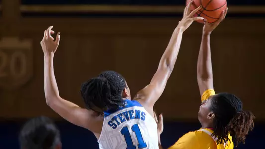 Stevens' Near Triple-Double Leads Duke Past Winthrop, 78-50