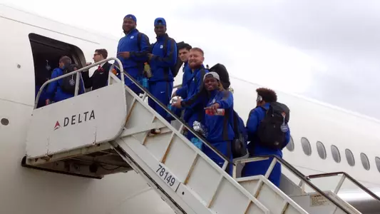 Duke Football Arrives in New York City