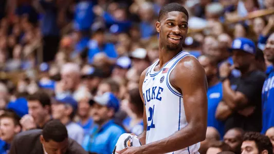 Jefferson Quizzes Teammates With Tenting Test