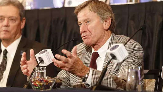 Spurrier Meets with Media at Hall of Fame Induction