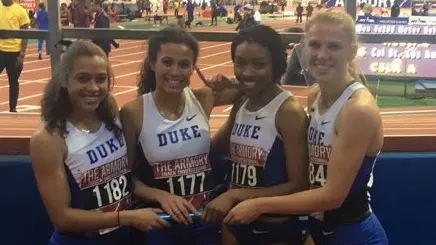 Women‘s 4x200m Relay Sets Armory Meet Record