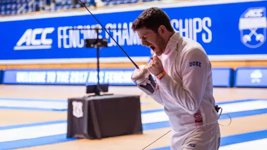 Hammarberg Collects All-America Honors in Men‘s Epee