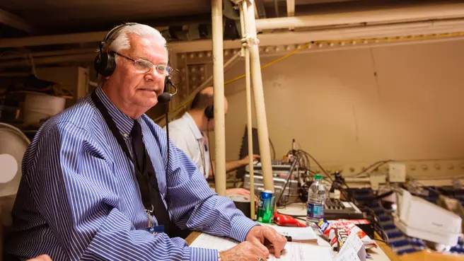 Harris Named NSMA Sportscaster of the Year