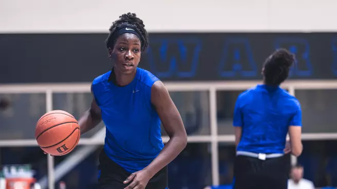 Layups with Onome Akinbode-James