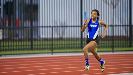 Two Relays Advance to Finals in Texas