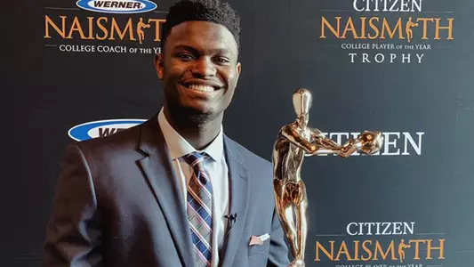 Zion Williamson Wins Citizen Naismith Trophy