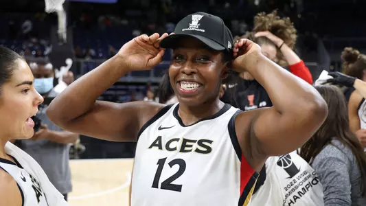 Chelsea Gray, Las Vegas Aces Win 2022 WNBA Commissioner's Cup - Duke  University