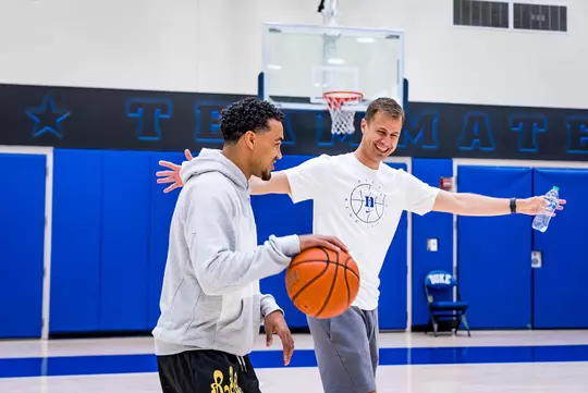 Head coach Jon Scheyer with Tre Jones at the 2023 K Academy