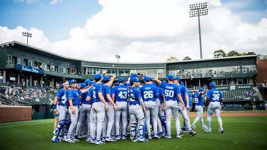 Team Huddle - North Carolina Saturday