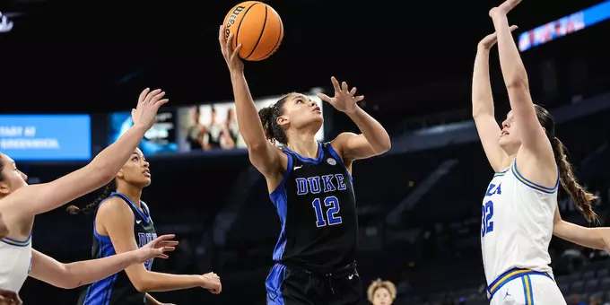 Delaney Thomas Layup vs UCLA