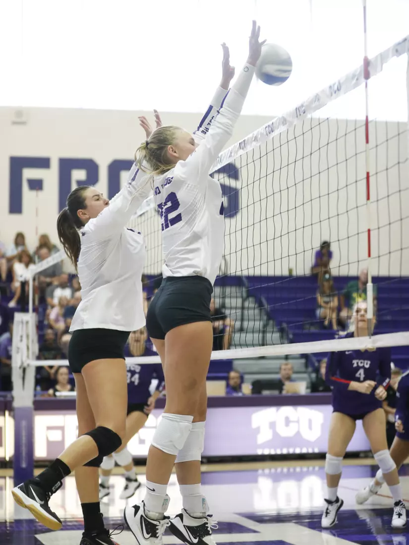 TCU volleyball purple white scrimmage in Fort Worth, Texas on August 24, 2019. (Photo/Sharon Ellman)
