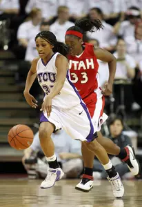 Adrianne Ross scored a game-high 26 points against Utah Wednesday.