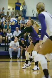 Katelyn Blackwood is averaging 4.02 digs per set.