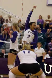 Kourtney Edwards had 10 kills.