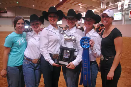 Carrie von Uhlit nabbed 11 wins in fall competition.