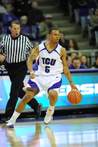 Ronnie Moss paced the Frogs with 20 points.