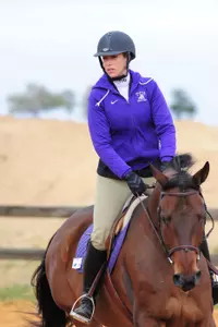 Senior Carrie von Uhlit