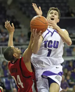 TCU 's Zvonko Buljan shoots past UNLV's Rene Rougeau. (AP Photo/Star-Telegram, Ron Jenkins)