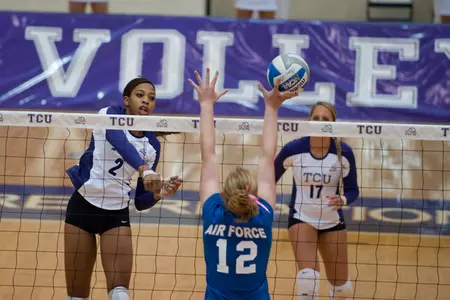 Kourtney Edwards had 15 kills in the win.