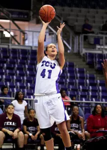 Junior forward Rachel Rentschler