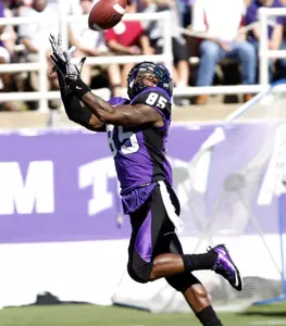 Wide receiver Jeremy Kerley (85) is all alone for a reception and first touchdown of the game. (AP Photo/Jeffery Washington)
