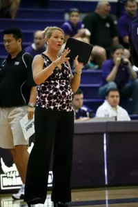 Prentice Lewis added Courtnee Davis to her signing class.