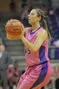 Junior guard Emily Carter