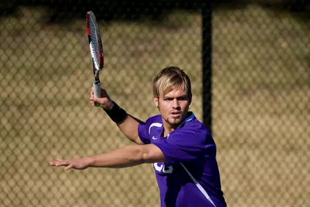 Soren Goritzka posted wins at No. 1 singles and No. 5 singles Saturday.
