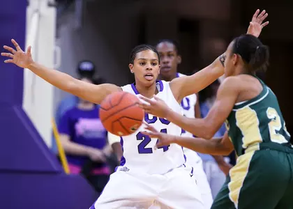 Senior guard Eboni Mangum has scored in double figures each of the last three games.