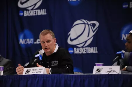 Head Coach Jeff Mittie