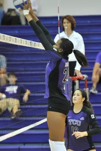 Yvonne Igodan had seven kills and four blocks in the match.