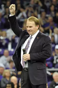 TCU football coach Gary Patterson acknowledging the crowd at Sunday's Rose Bowl celebration.