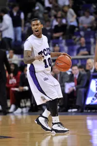 Junior guard Hank Thorns