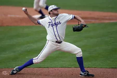 Steven Maxwell tallied his first win of the season.