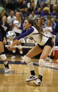 Sloane Sunstrum and the Frogs travel to Kansas State.