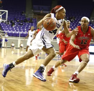 Natalie Ventress (24)