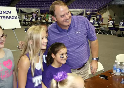 Gary Patterson will sign autographs Sunday at Daniel-Meyer Colseum