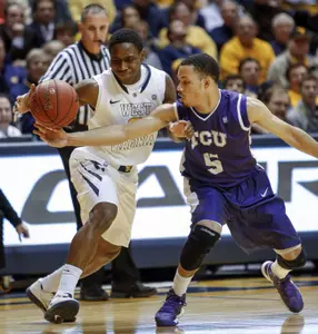 Kyan Anderson led TCU with 19 points Wednesday at West Virginia.