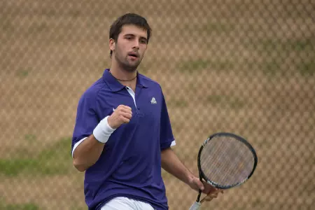 Arnau Dachs improved to 4-0 this season.