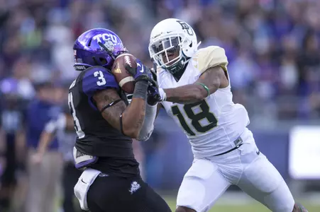 Brandon Carter catches a pass in front of Baylor cornerback Xavien Howard.