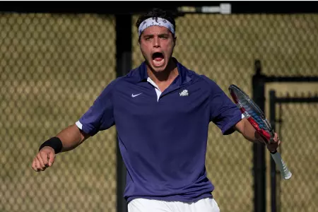 Orlando Superlano won 6-2, 6-2 on Thursday.