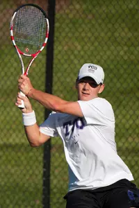 Blake Wiggins won in straight sets.