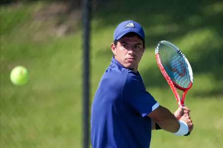 Junior Rodolfo Bustamante