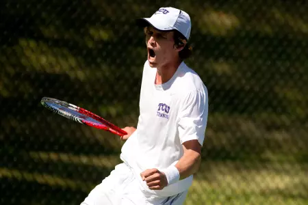 Senior J.T. Sundling, a Los Angeles-area native, returns to Southern California for the NCAA First Round.
